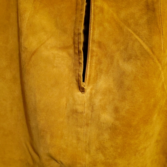 Leather Newport News Camel Fringe Suede Skirt - Picture 7 of 10